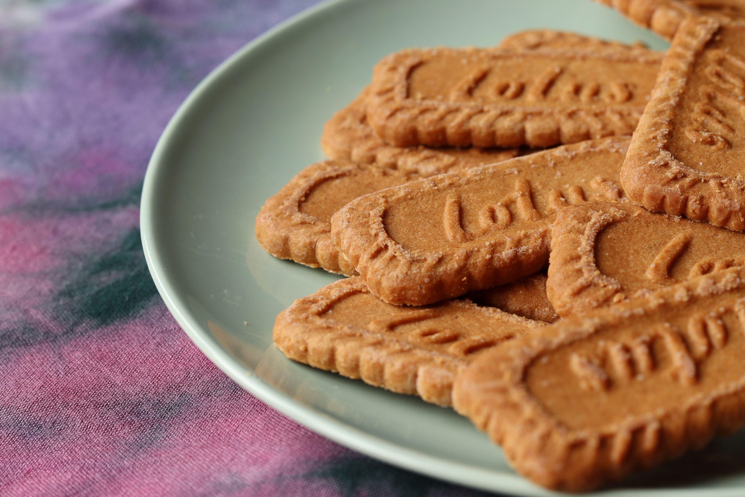 lotus biscoff mini eggs