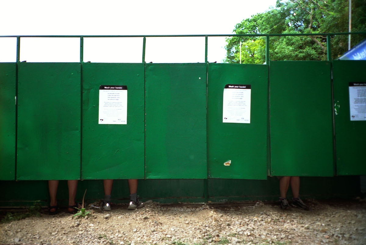 glastonbury toilets