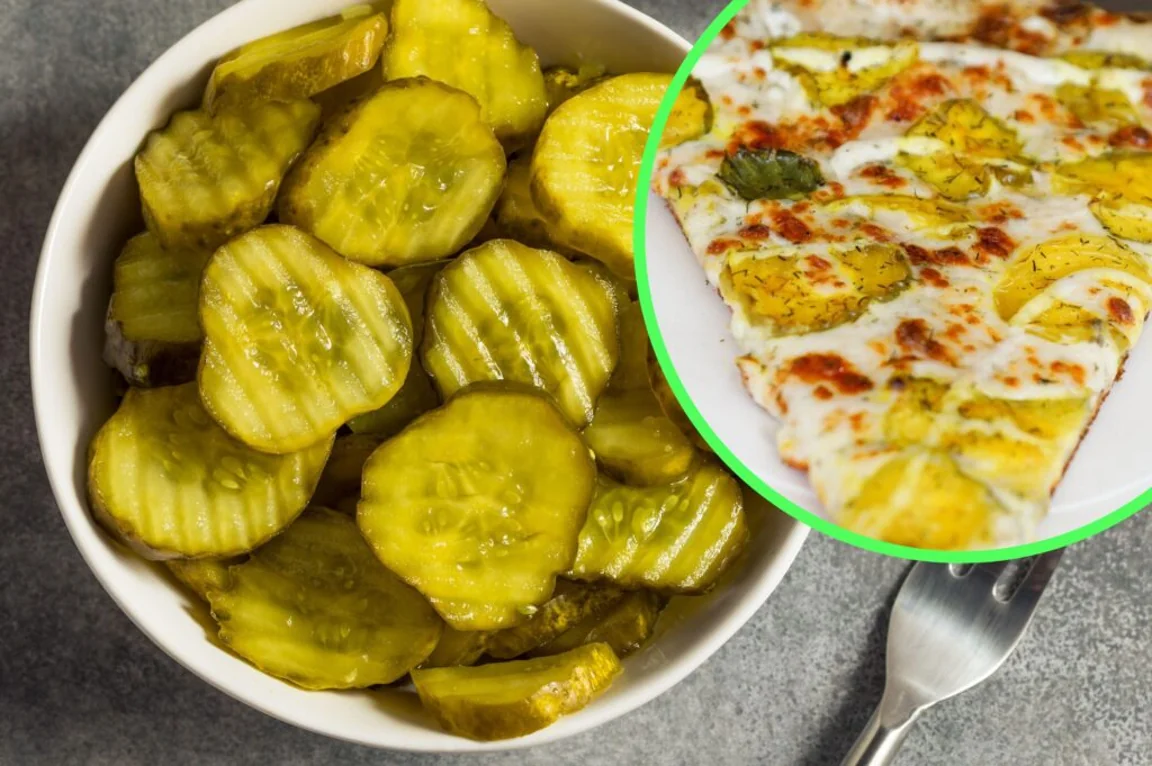The internet is divided over this pickle topped pizza