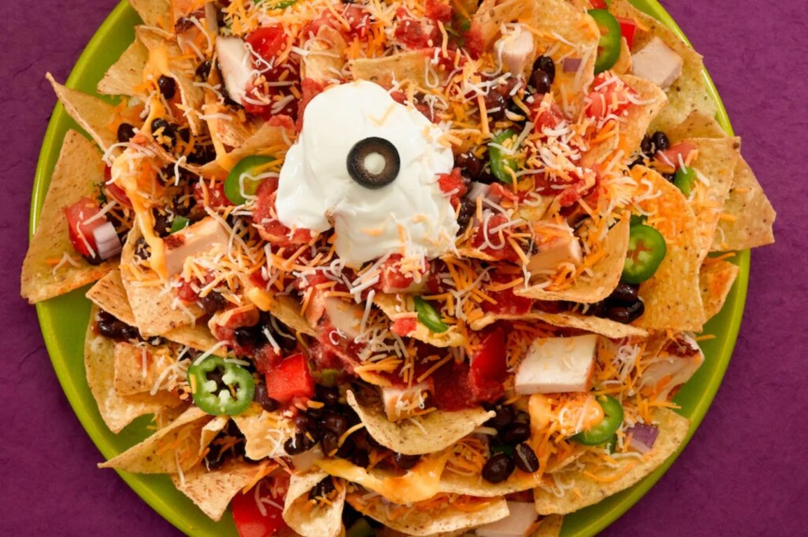 Woman makes ‘Nacho Pool’ for kids and we can’t work out if it’s epic or extra