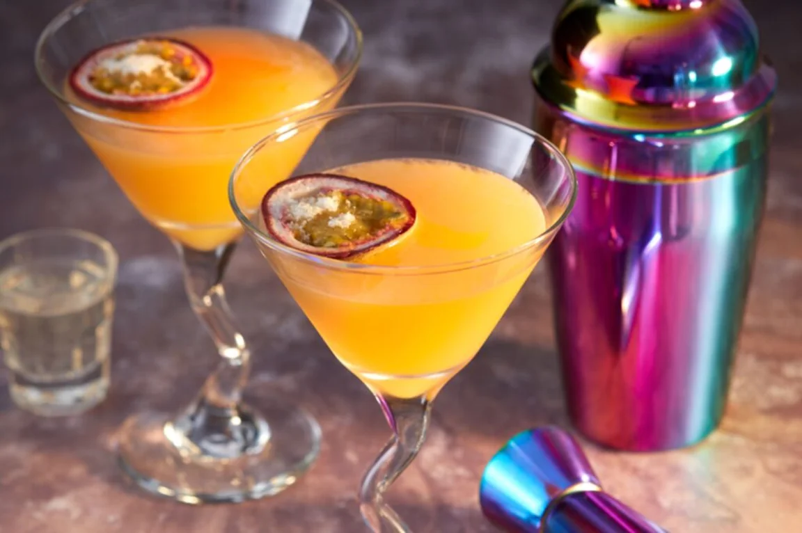 Apparently everyone’s drinking Pornstar Martinis wrong