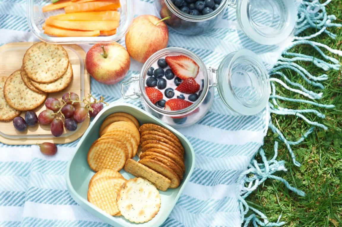 Americans are trying to reclaim ‘picky bits’ as the ‘girl dinner’