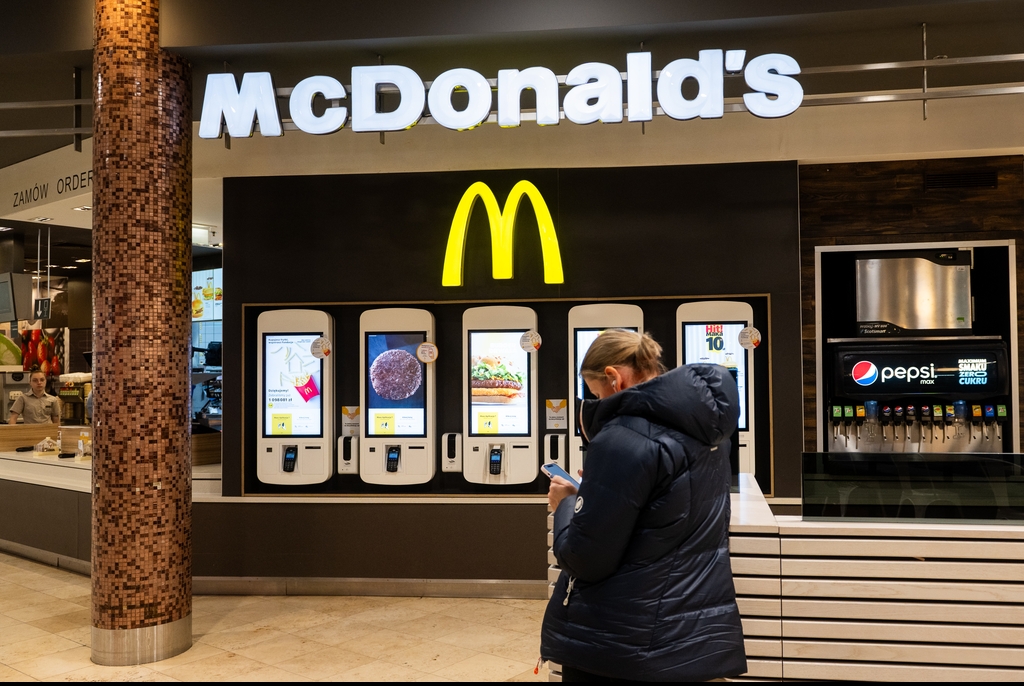 Mcdonalds shamrock shake oreo us release date