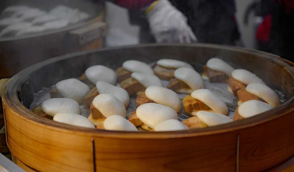 how to cook bao bun mr bao frank yeung 