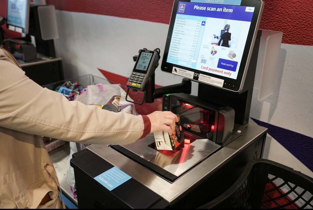 aldi ai cashier scanner till  illinois