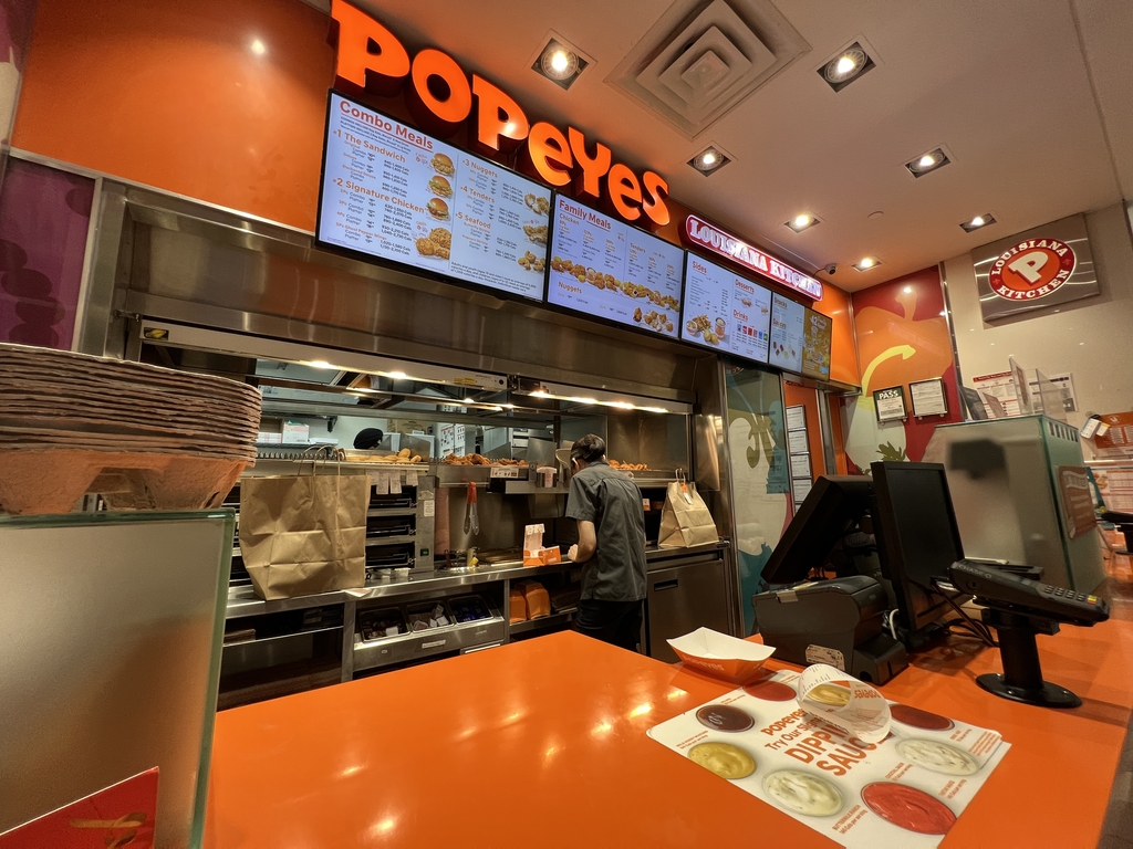 popeyes buffalo range chicken new menu