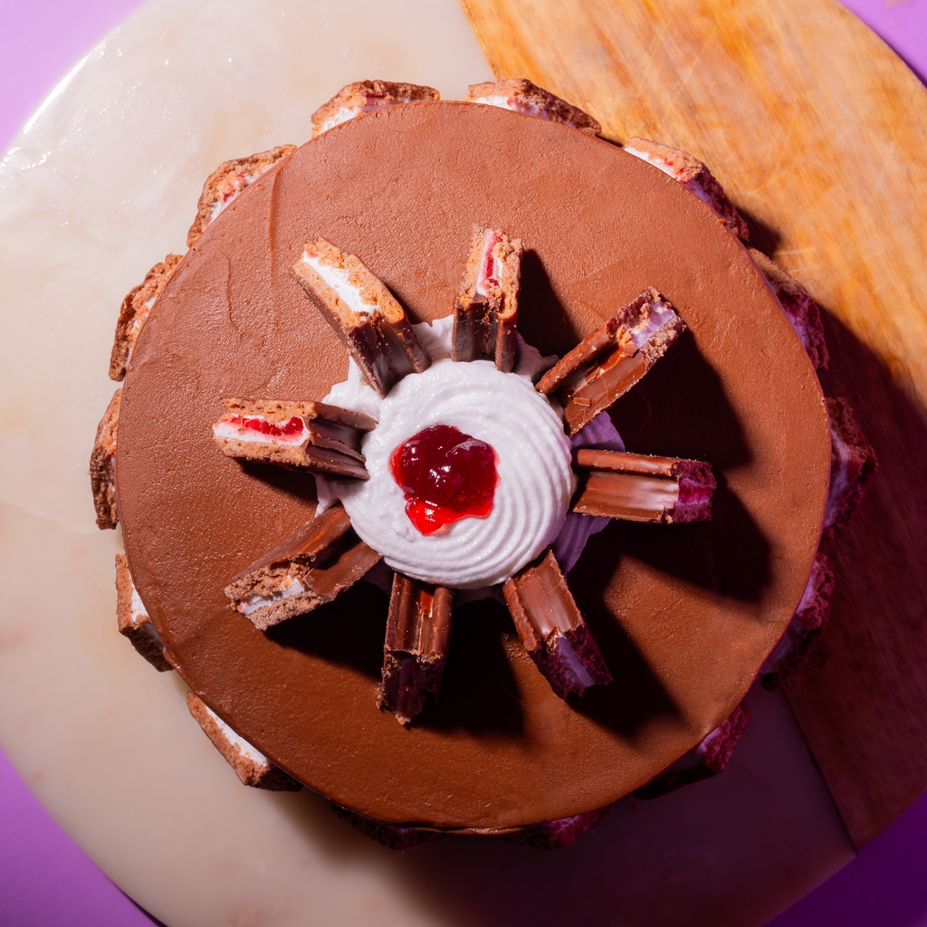 Wagon Wheel Cake.jpg