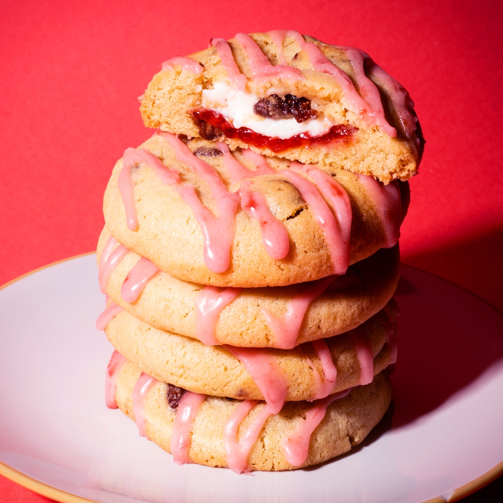 Strawberry Cheesecake Cookies