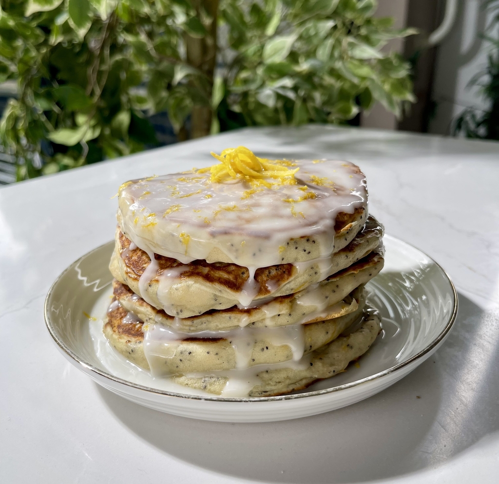 Fluffy Lemon and Poppyseed Pancakes