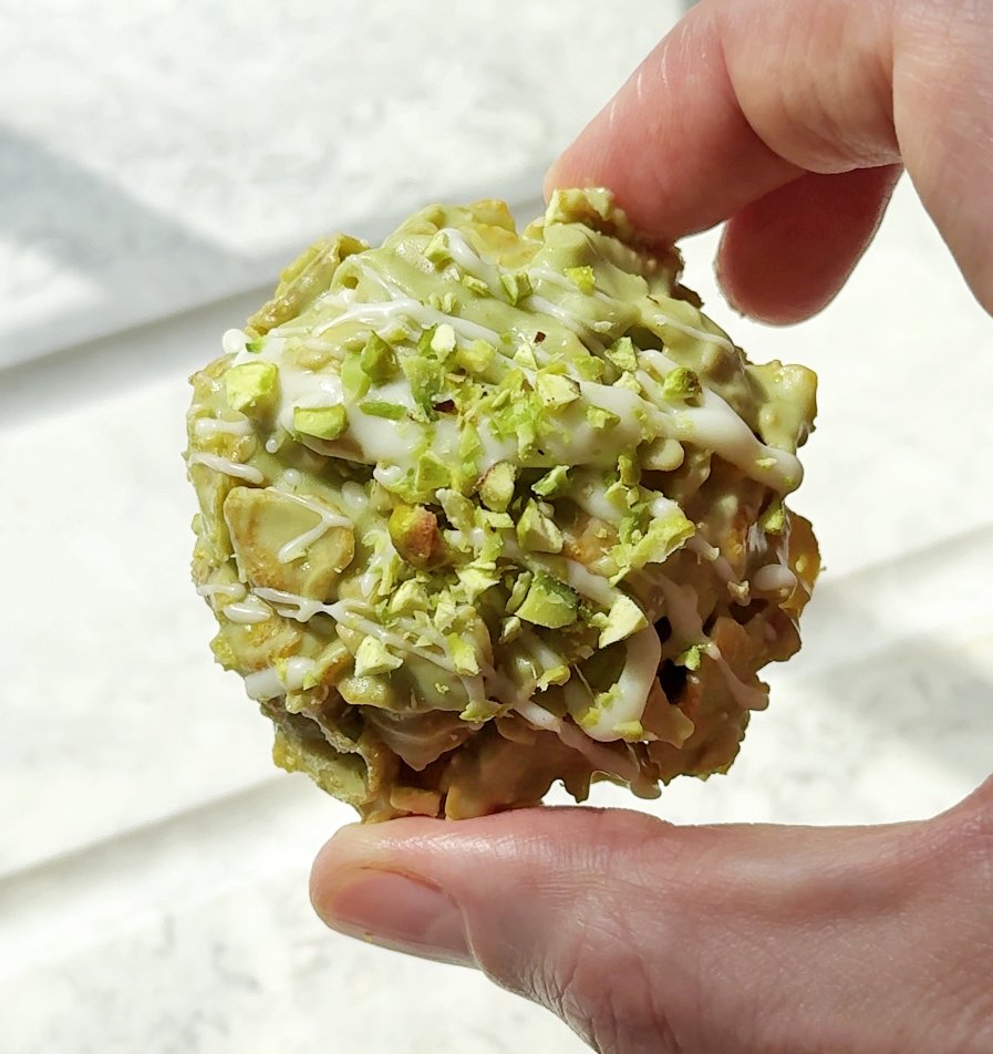 Pistachio Cornflake Hedgehogs 