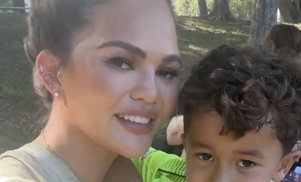 chrissy teigen jimmy kimmel son fussy eater