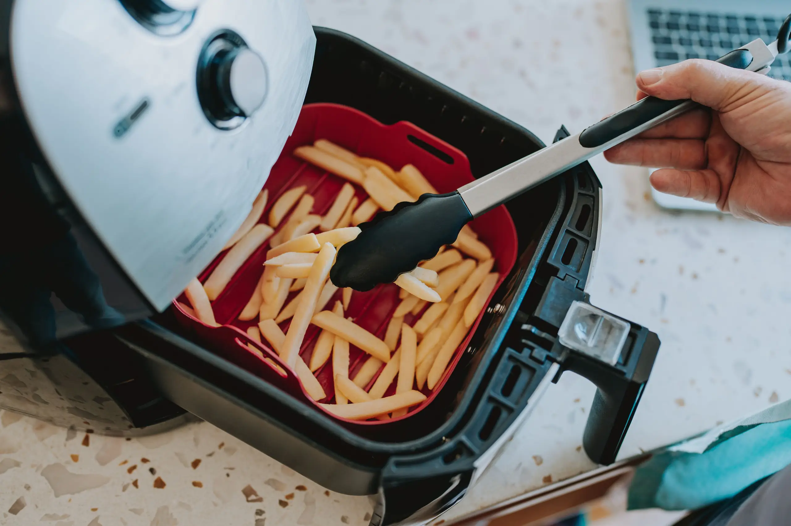 Experts issue important warning to anyone who cooks with an air fryer