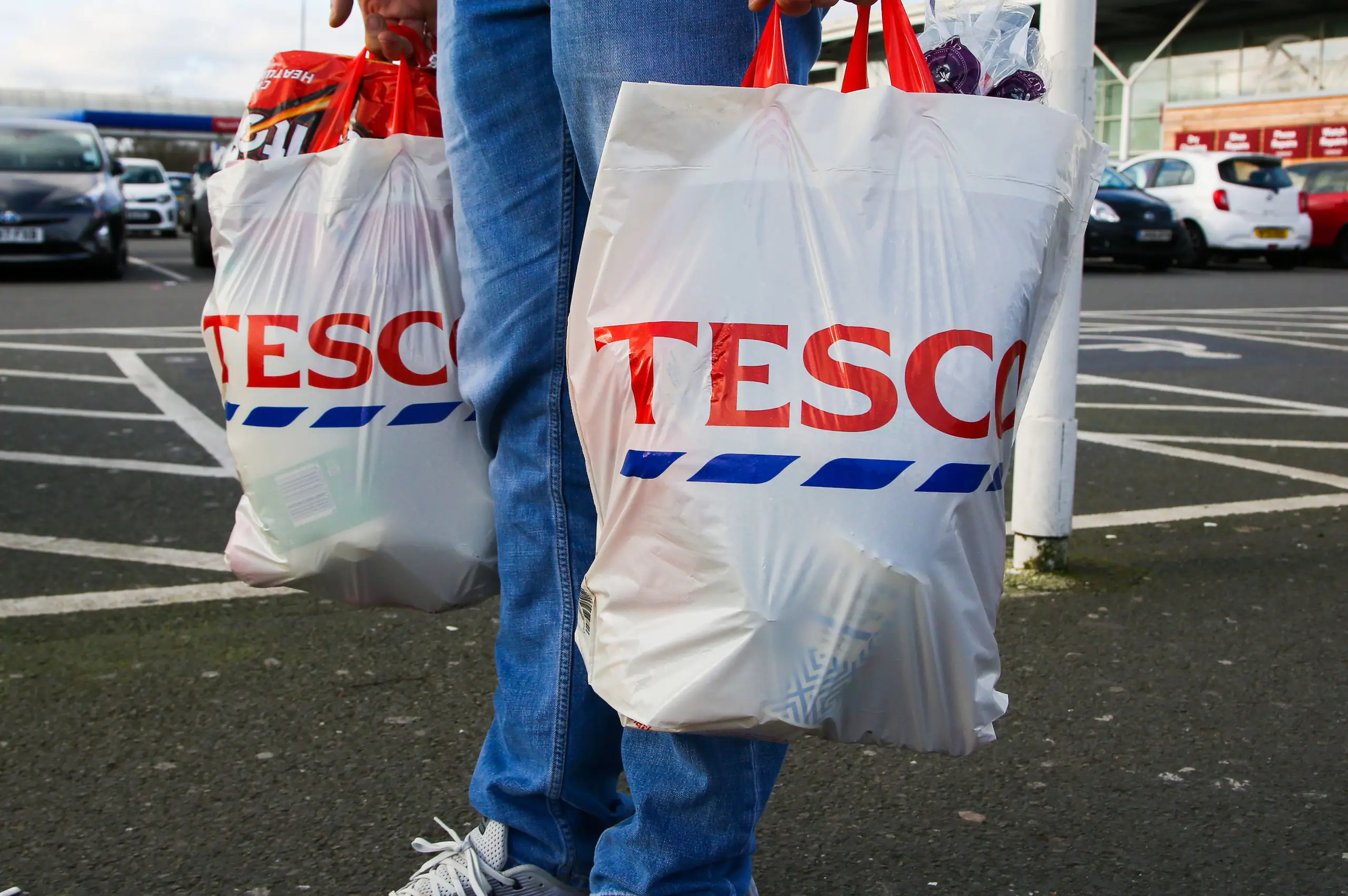 Warning issued to those who steal carrier bags while food shopping