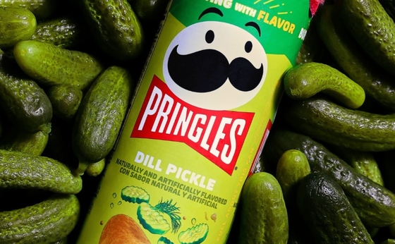 Pringles brings back dill pickle flavoured crisps and we need 10 tubs