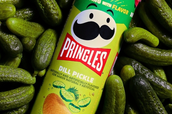 Pringles brings back dill pickle flavoured crisps and we need 10 tubs