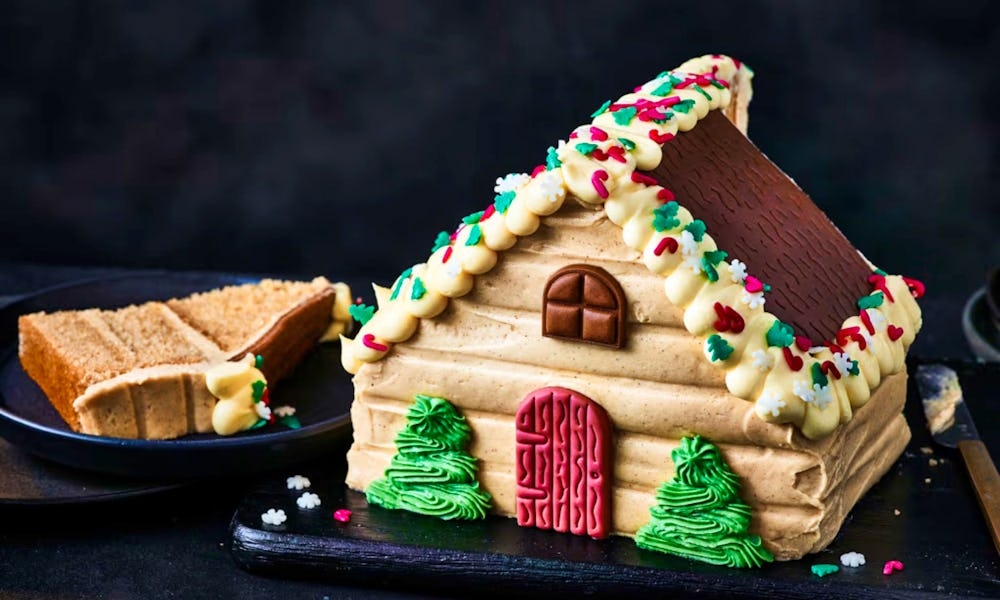 m-s-christmas-food-2024-christmas-cabin-cake_24092024112325.jpg