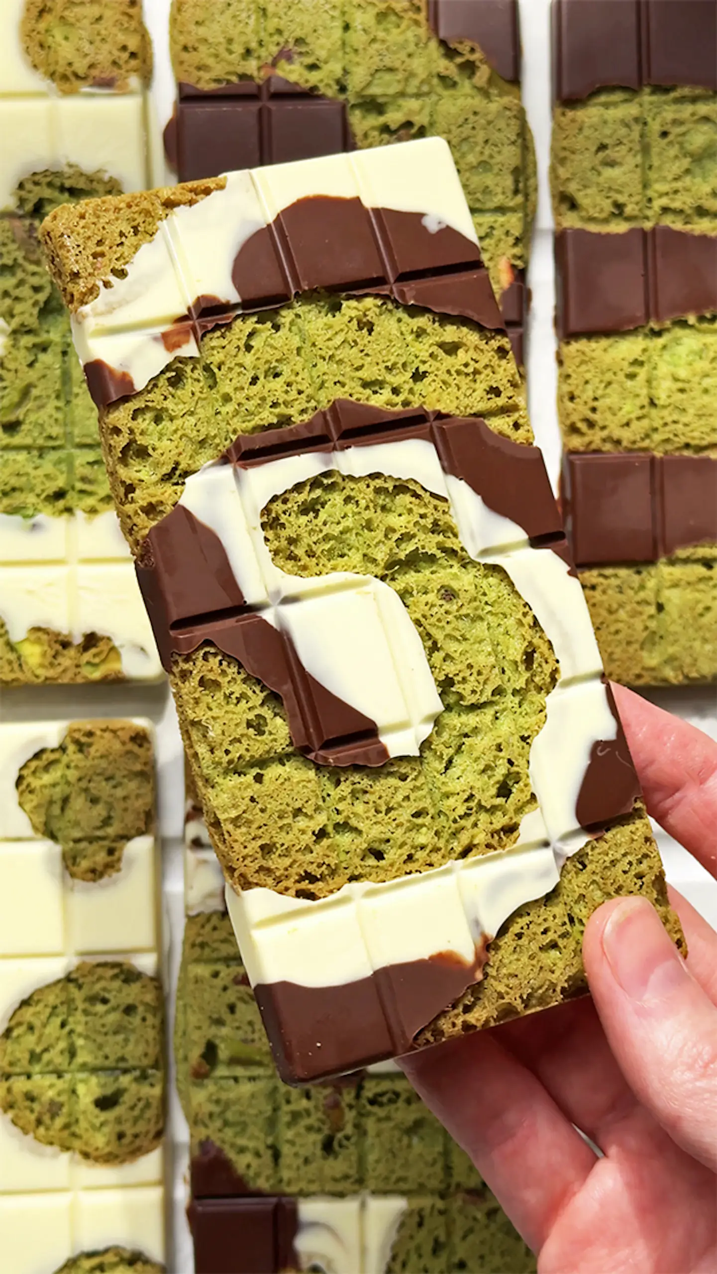 Pistachio Cookie Chocolate Bars 