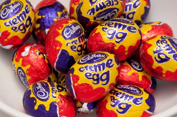 People are making creme egg cocktails and they look incredible
