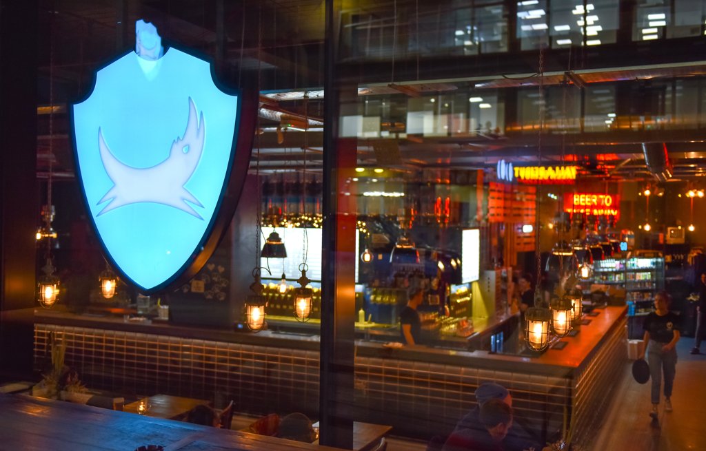 BrewDog and THIS launch first skinon vegan chicken wings