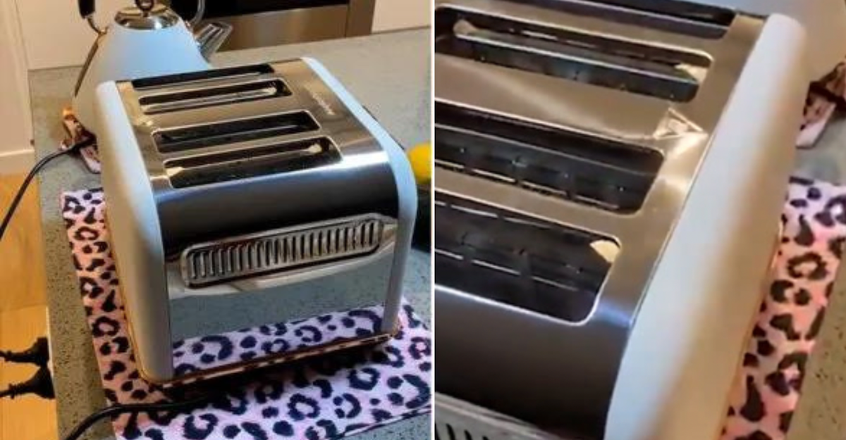 People are just discovering 'hidden compartment' in toasters