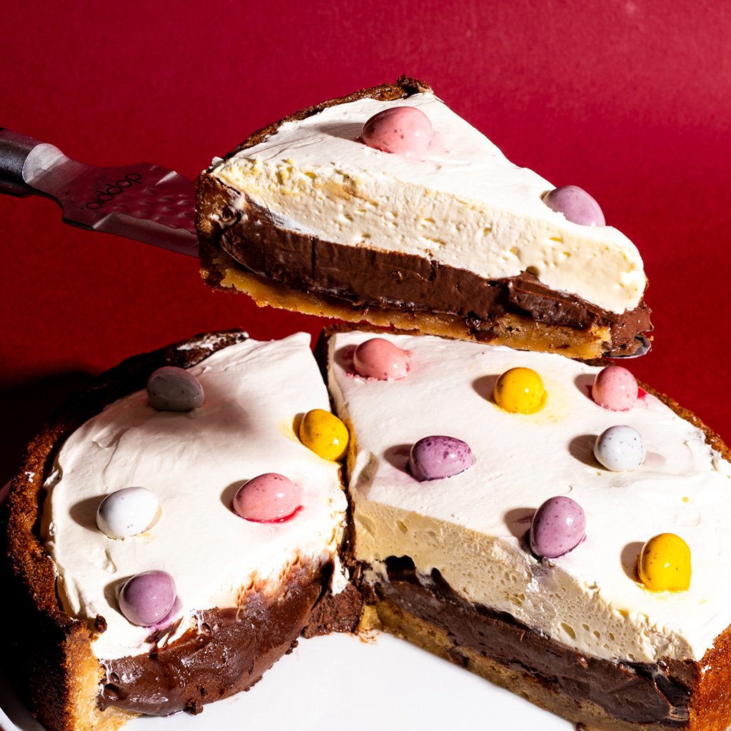 Mini Egg Blondie Cookie Pie
