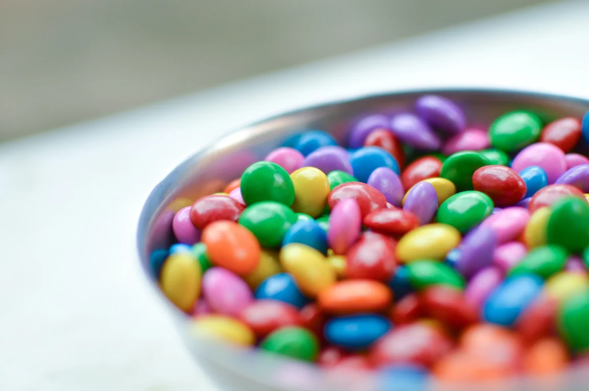 “Giants” Skittles are coming to the UK