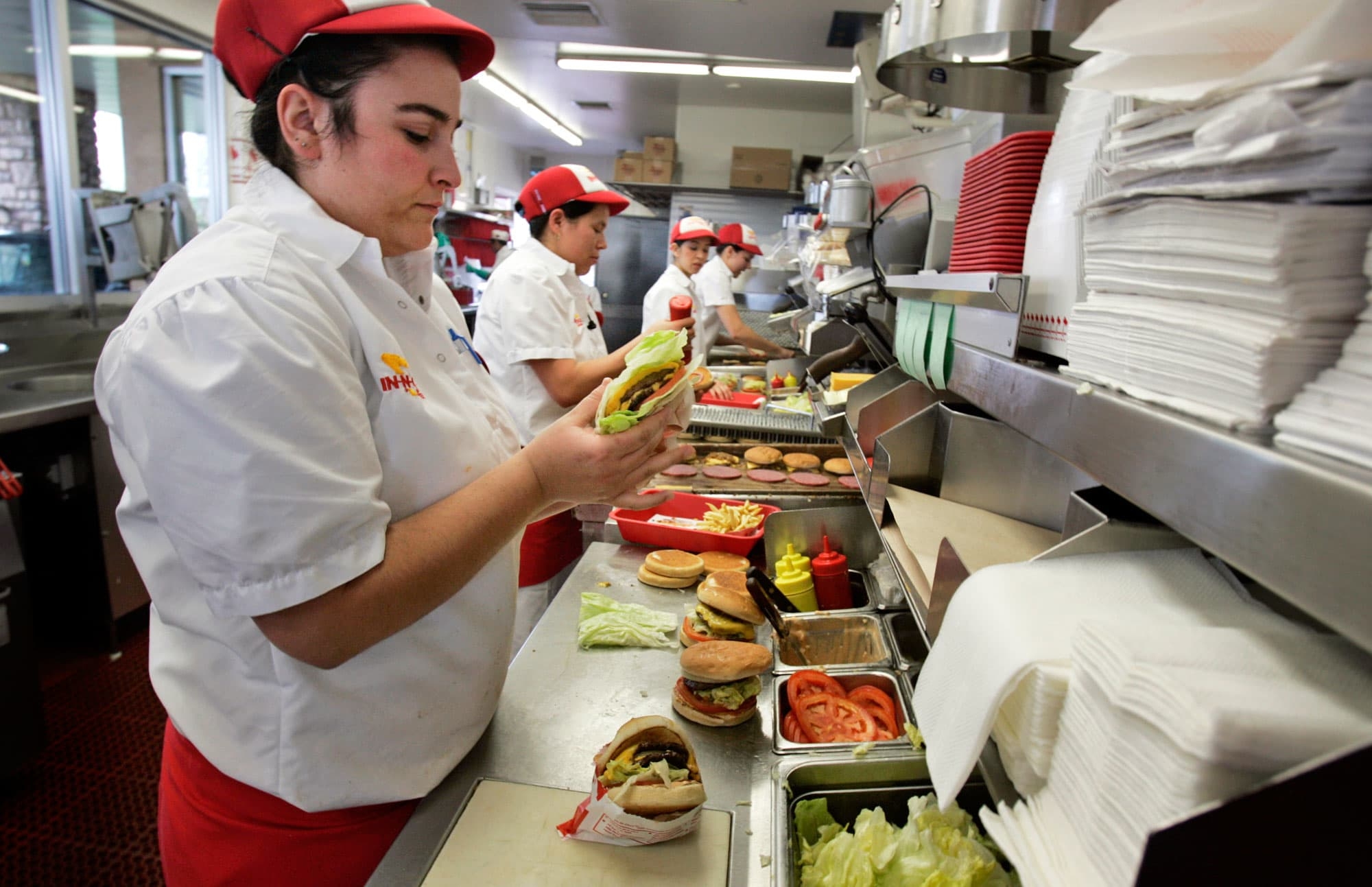 How much do In-N-Out managers make