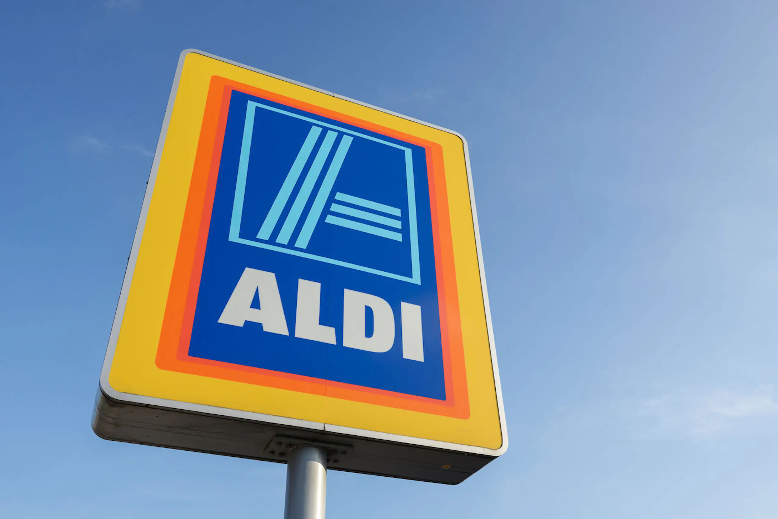 Aldi has created a $4 pizza made out of mac ‘n’ cheese