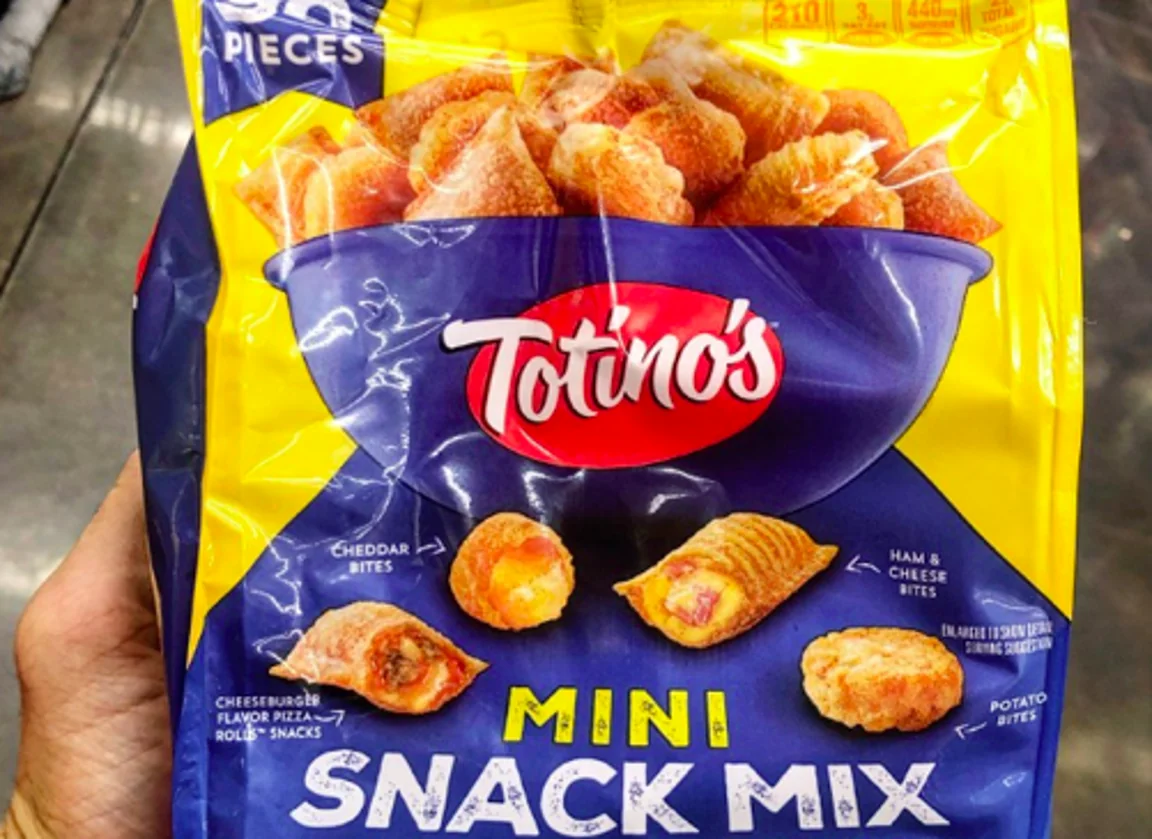 Totino’s have created snack mixes that include mini pizza rolls, mozzarella sticks and garlic bread bites