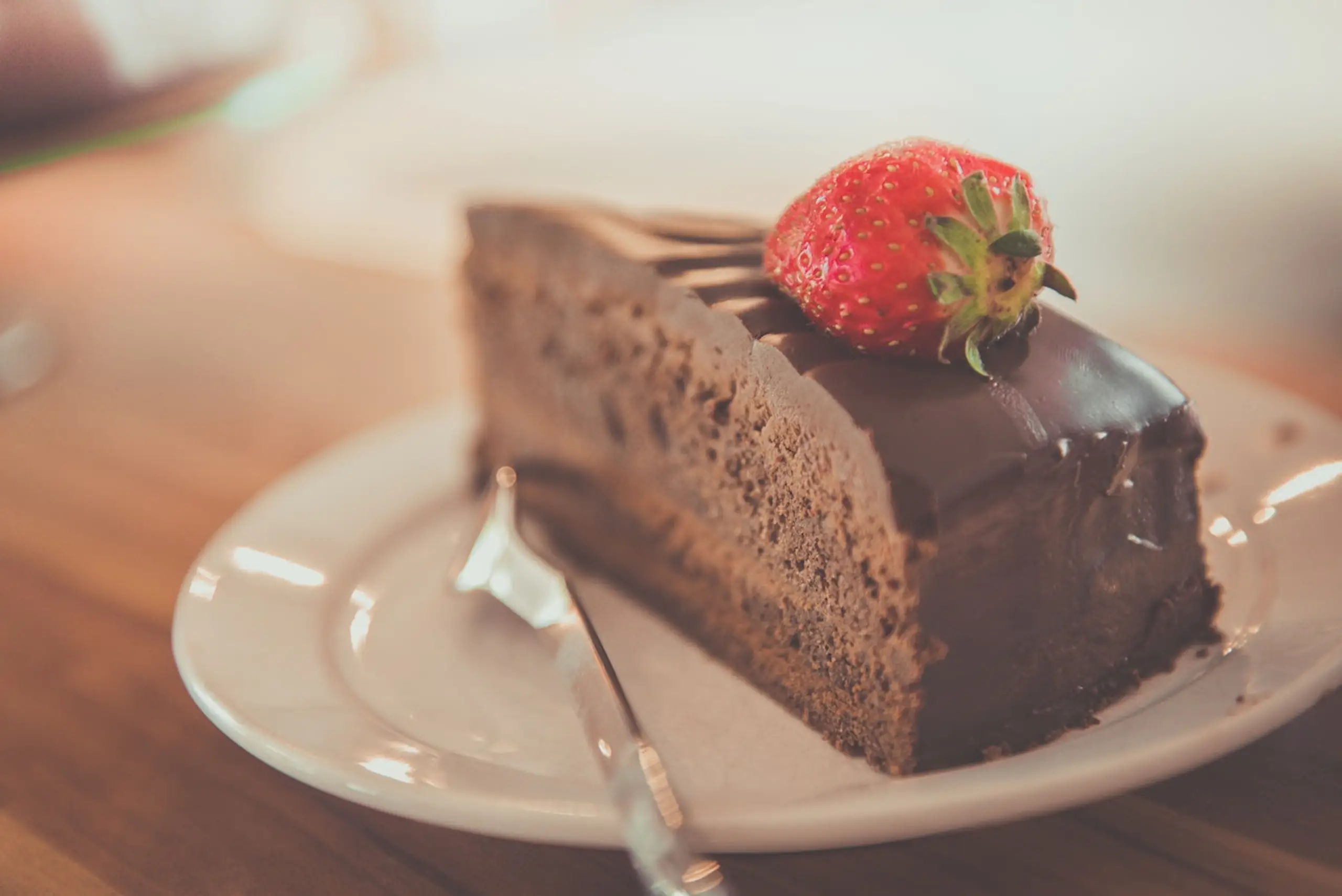 You can now get a Creme Egg-inspired cheesecake for Easter