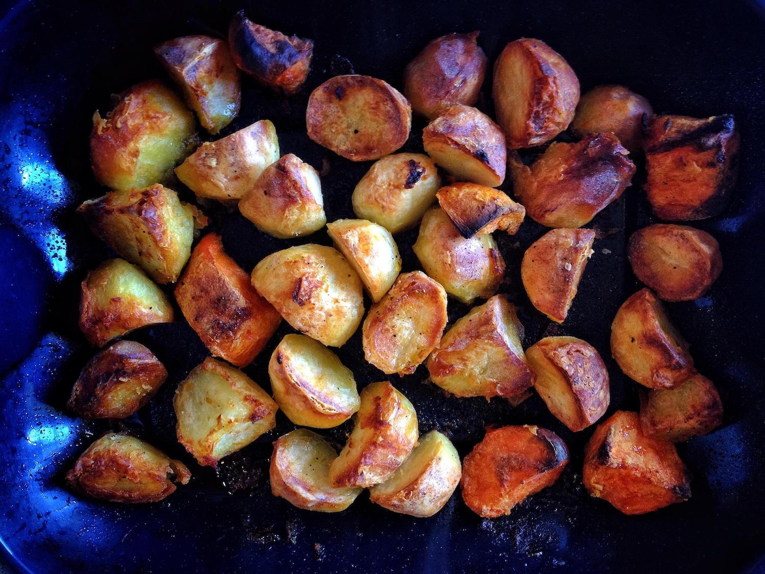 how to make roast potatoes crispy (Credit: Pexels)