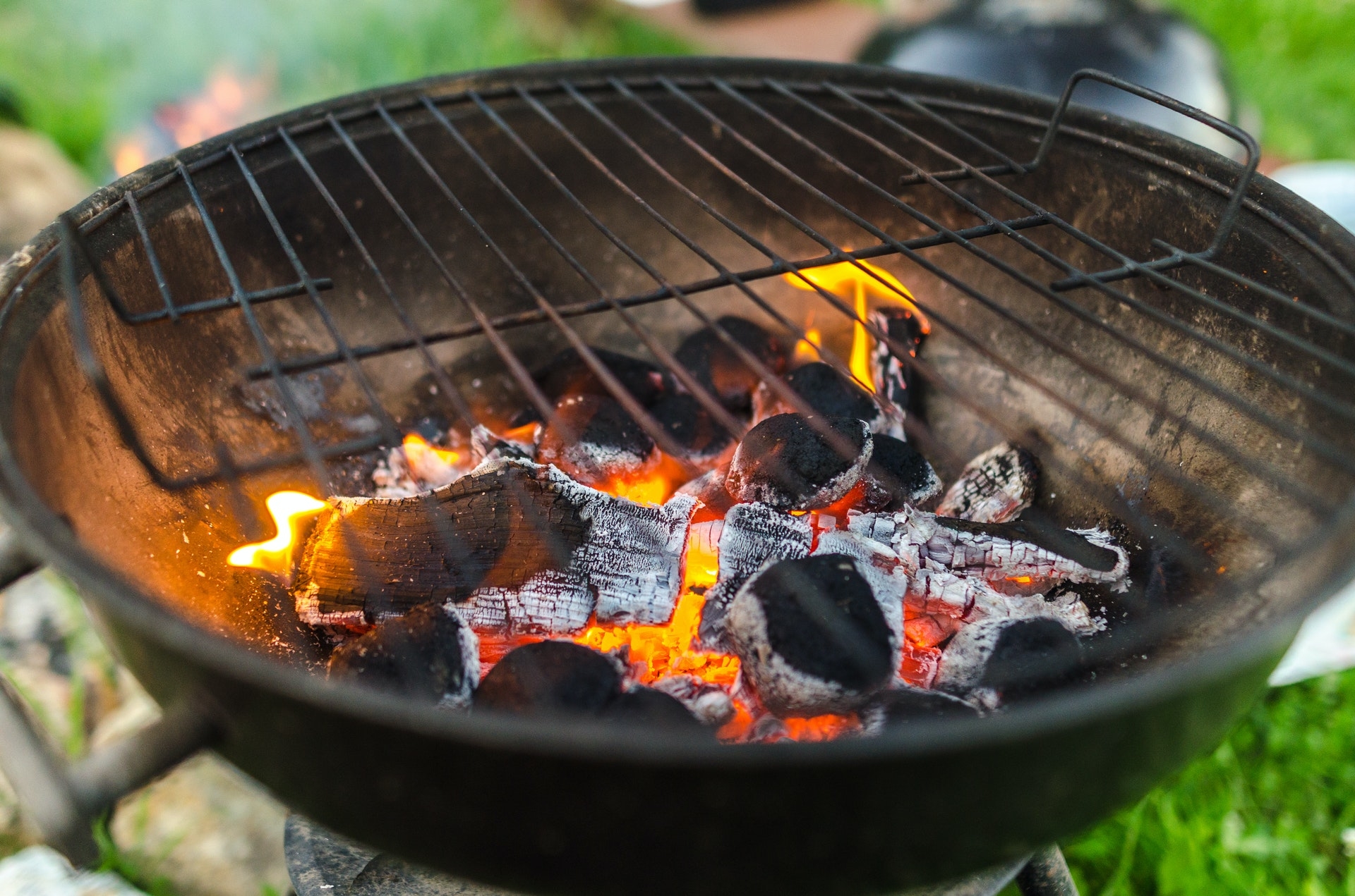 Bbq coals