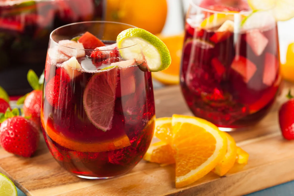 Aldi is launching sangria kits made for red or white wine