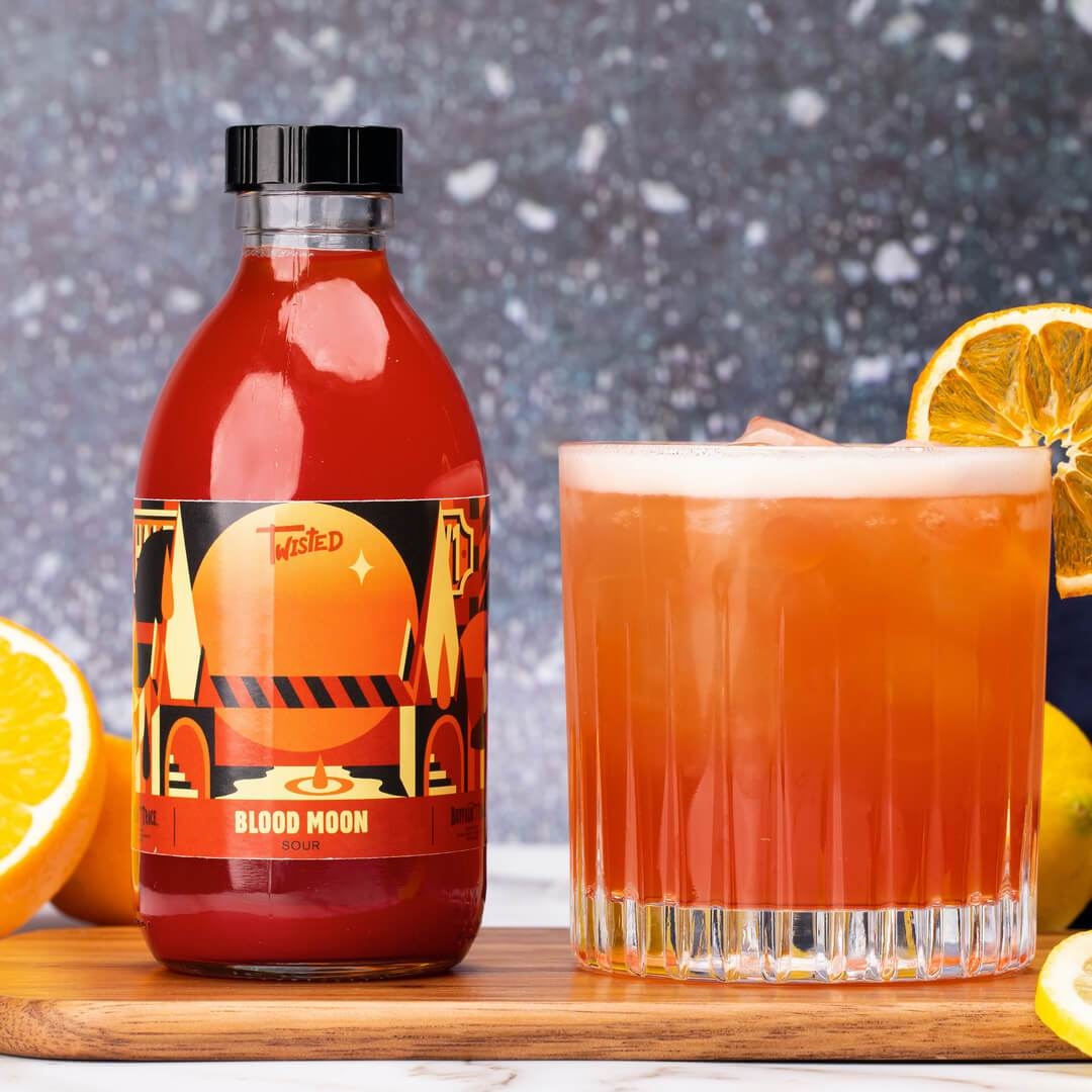 Twisted cocktails Blood Moon Sour