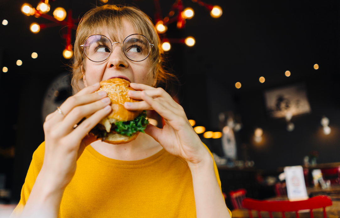 how to eat a burger