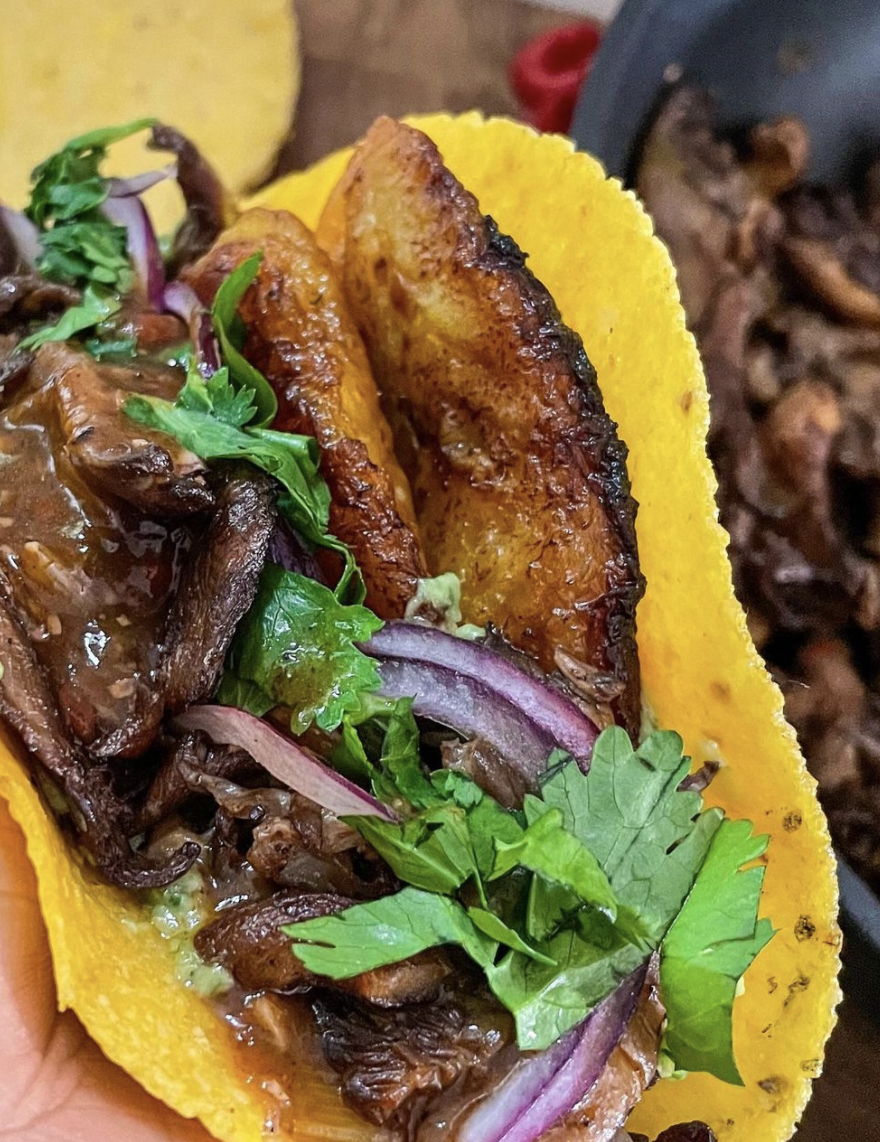 rachel ama jerk taco