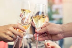 prosecco cheers