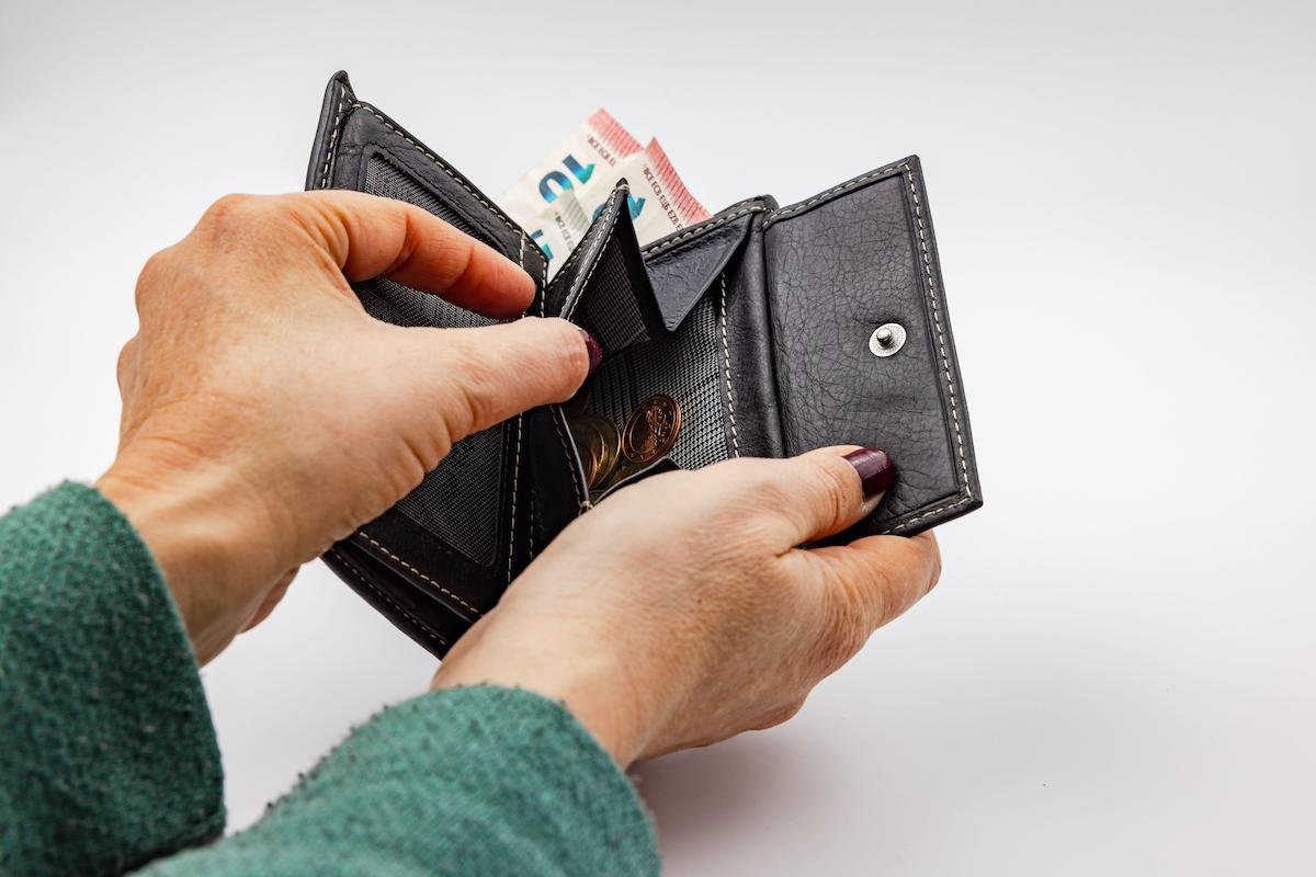 wallet how much should you tip