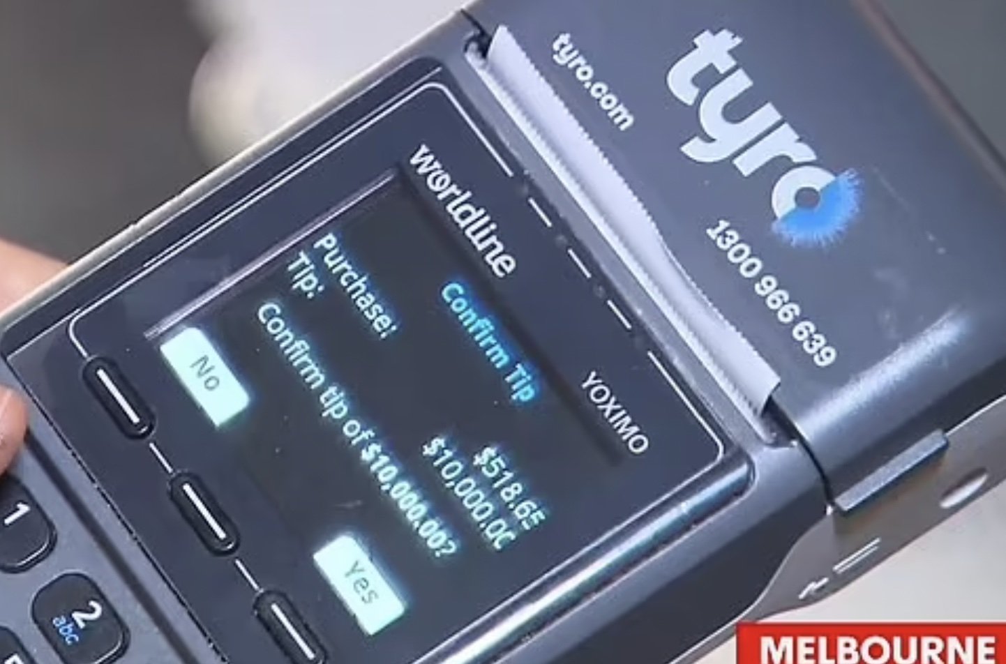 australia student waitress tipped 10000 gilson