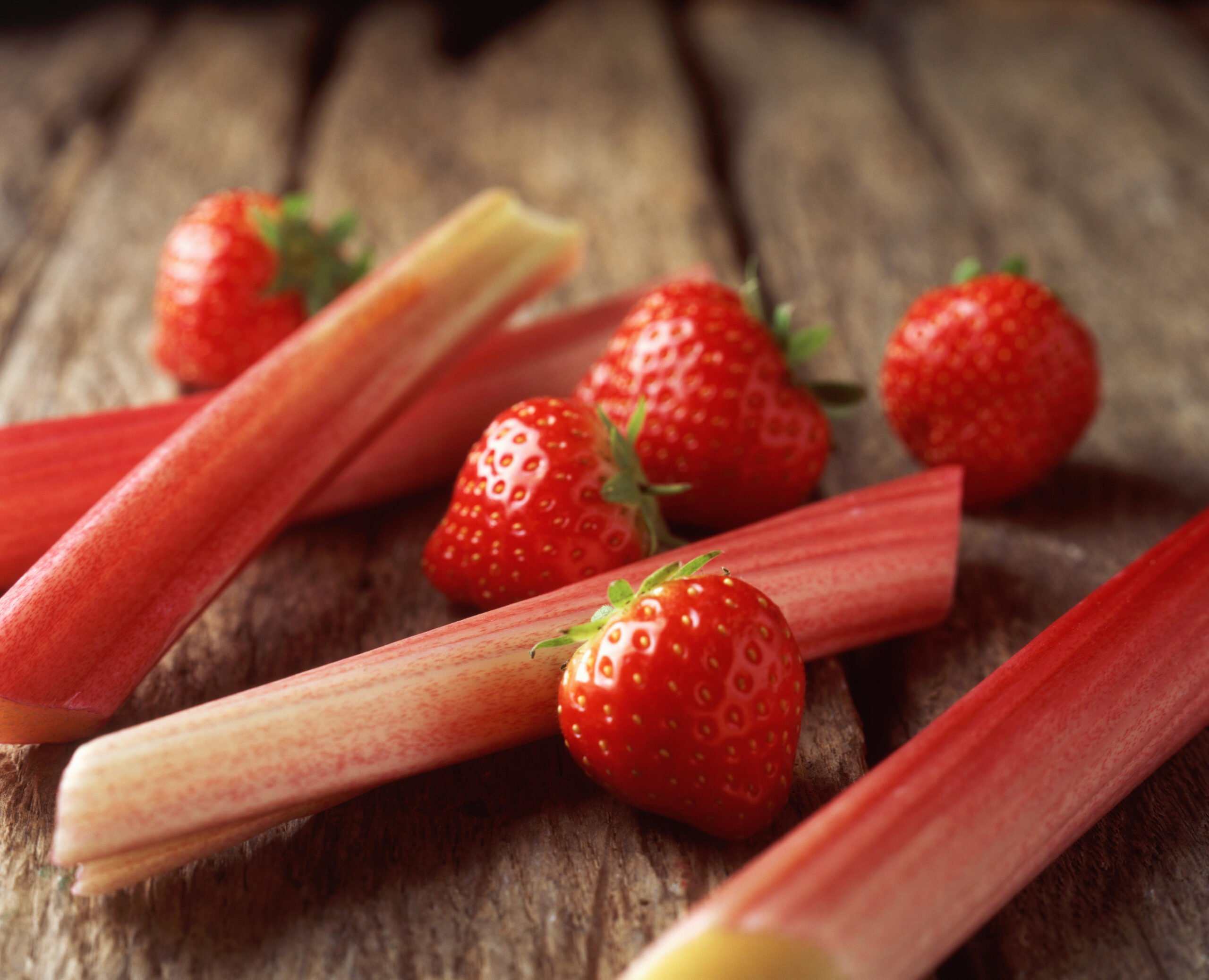 rhubarb recipes strawberries