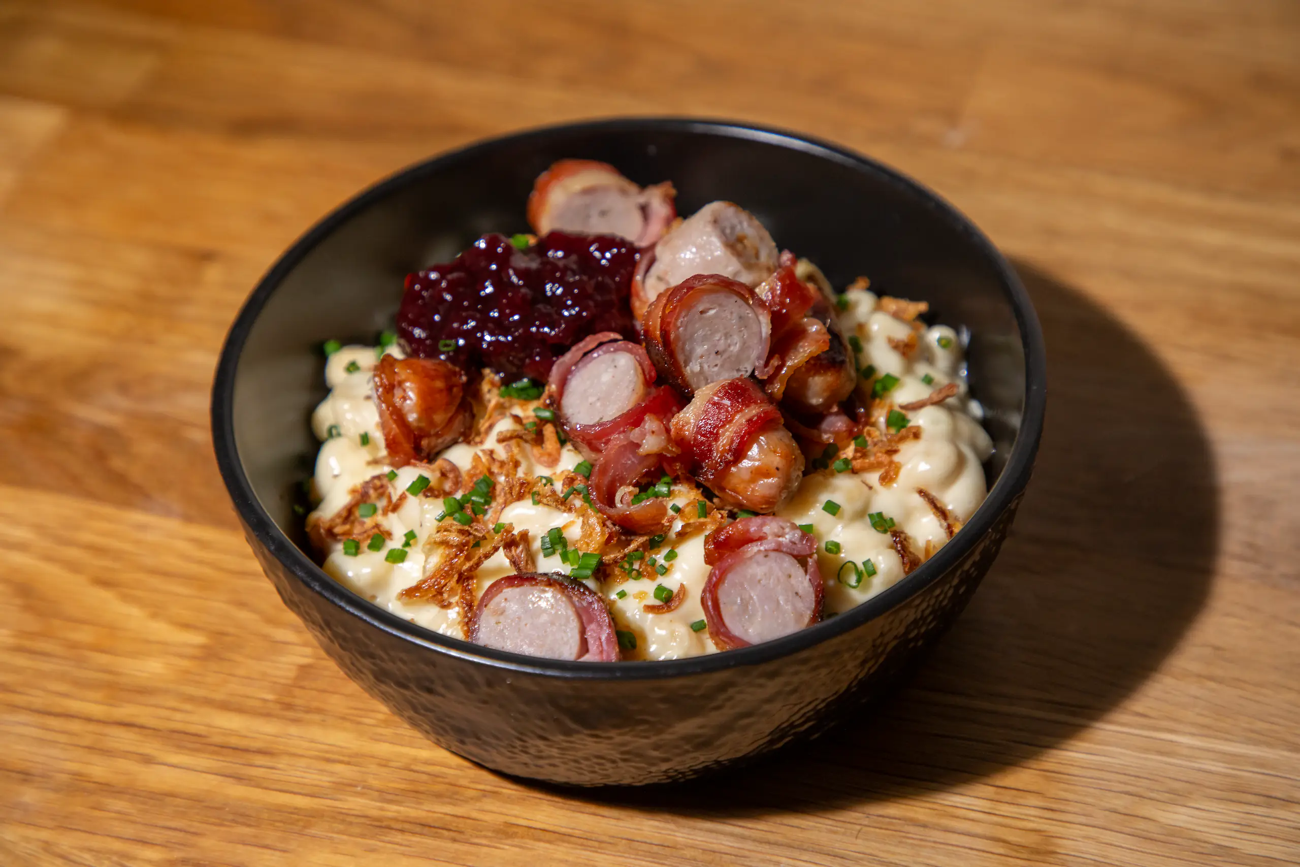 Pigs in Blankets Käsespätzle