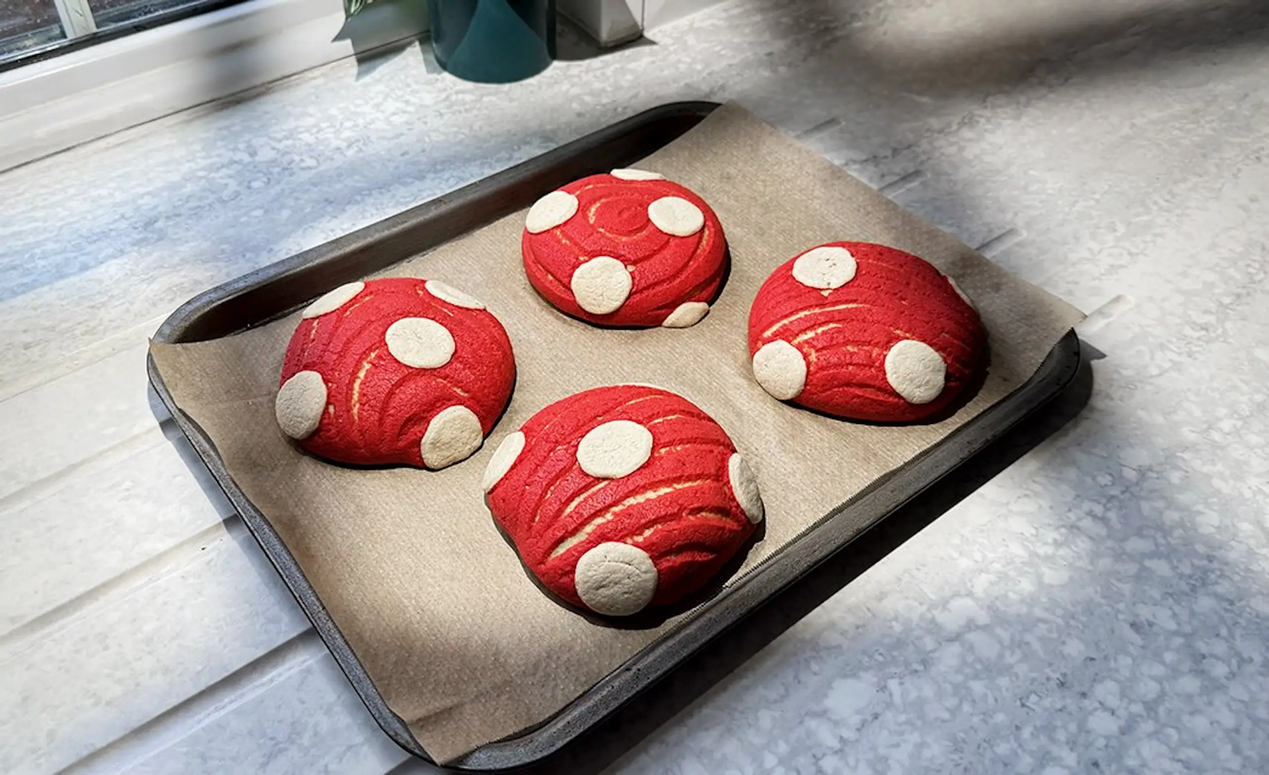 Toadstool Pistachio Conchas